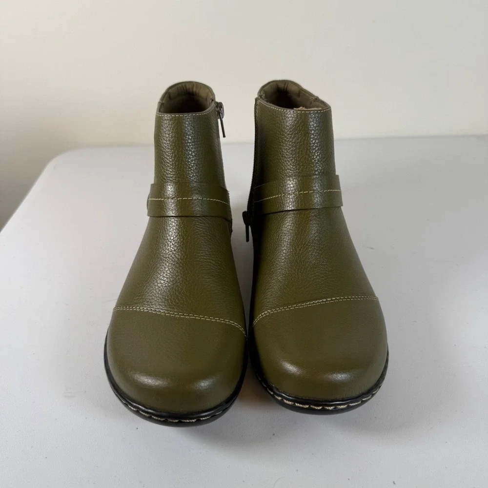 Clarks nwot collection